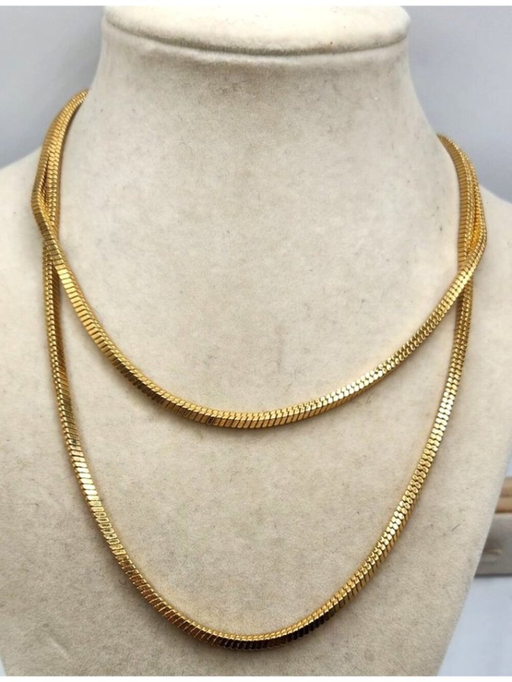 Premier Designs Vintage Crown PD Gold-tone Box Chain 36"